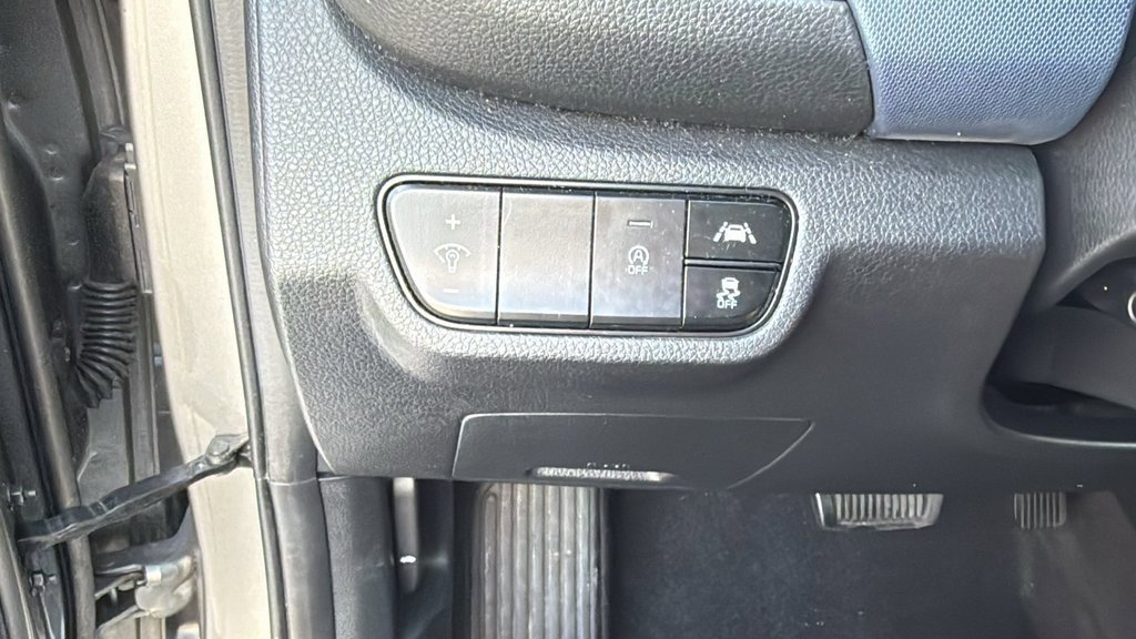 Used 2021 Kia Seltos S image 30