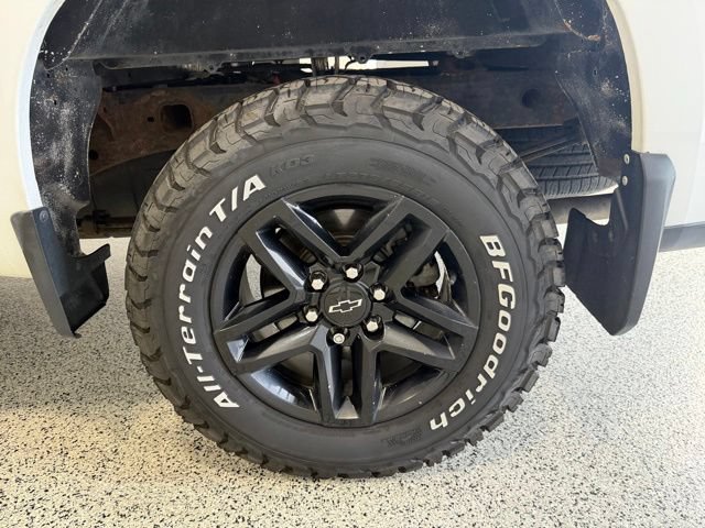 Used 2019 Chevrolet Silverado 1500 LT Trail Boss AWD/4WD image 33