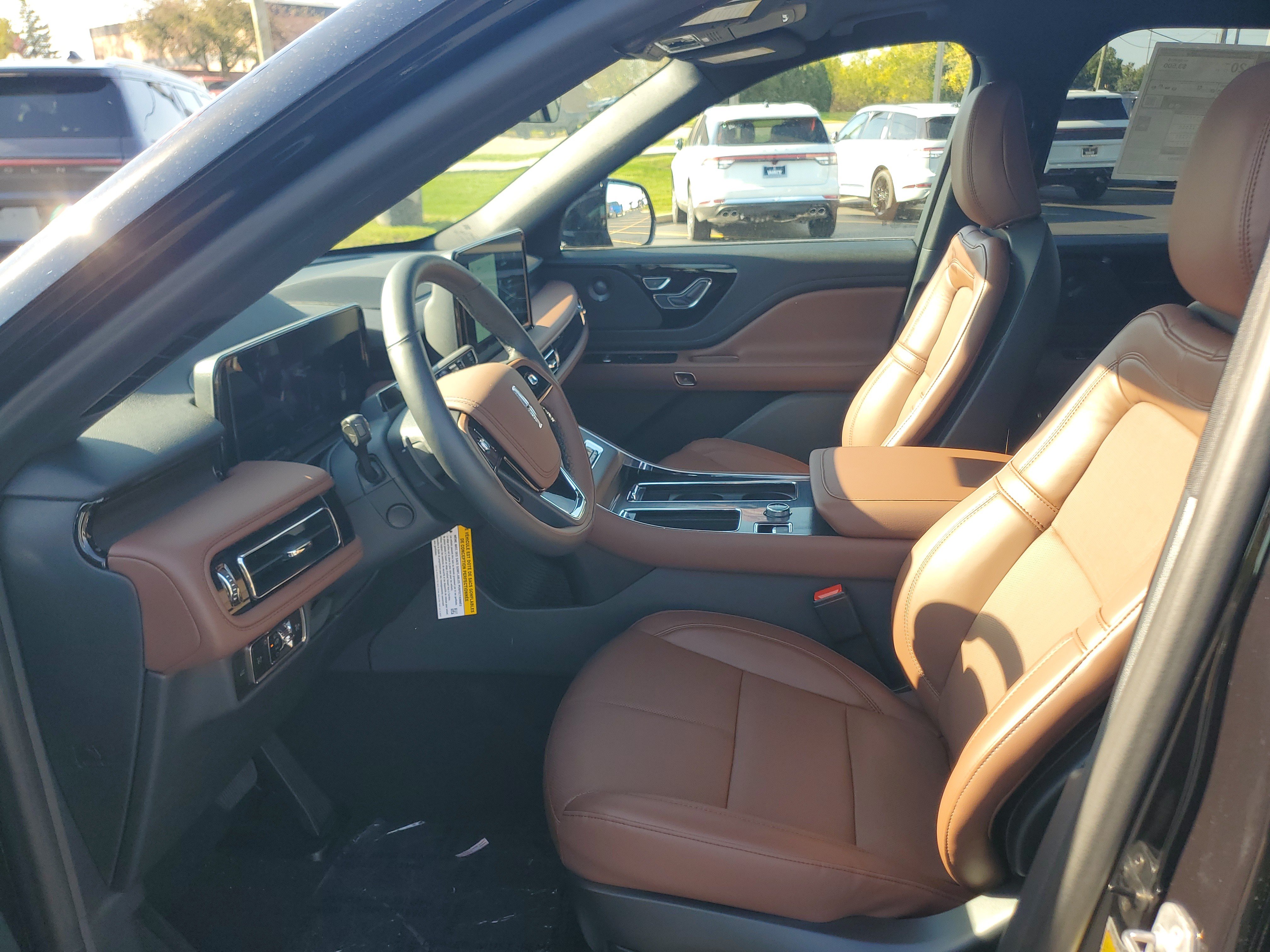 New 2027 Lincoln Aviator Reserve AWD/4WD image 11