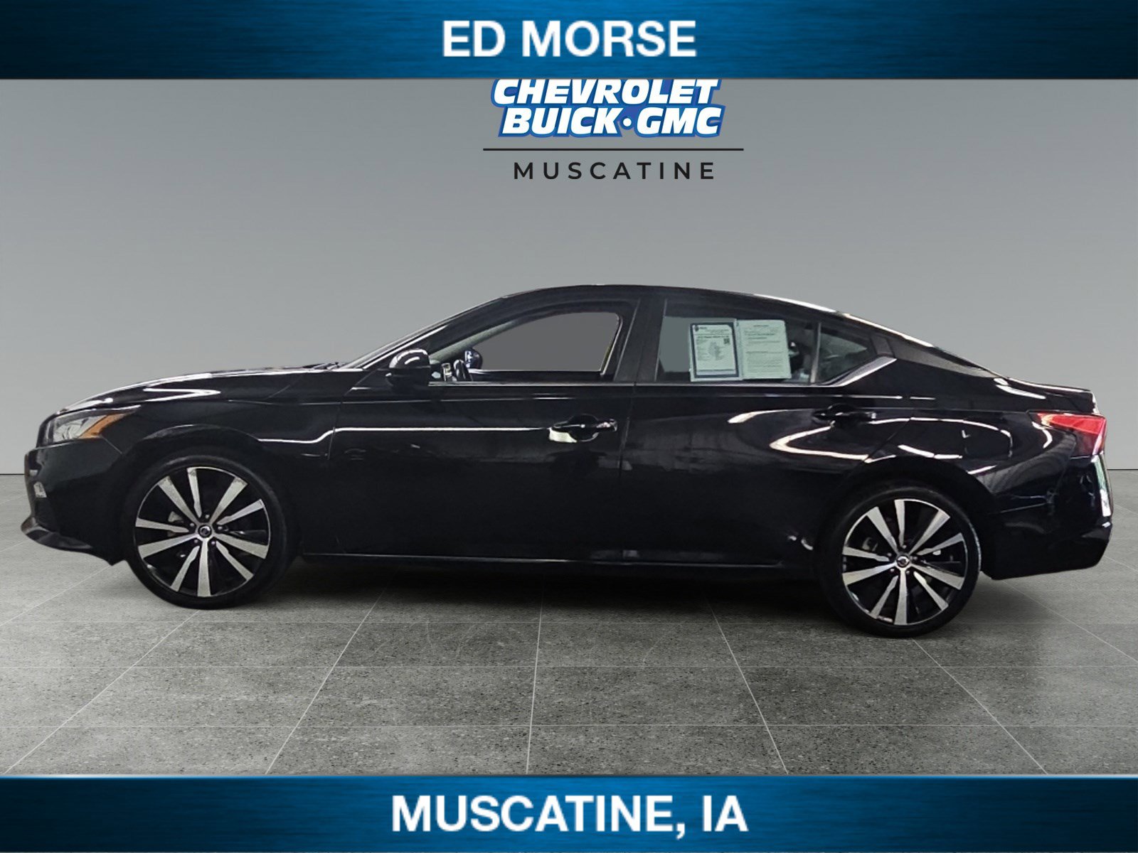 Used 2022 Nissan Altima 2.5 SR image 2