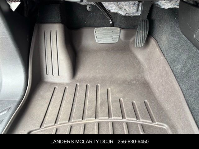 Used 2024 GMC Canyon AT4 w/ Technology Package AWD/4WD image 22