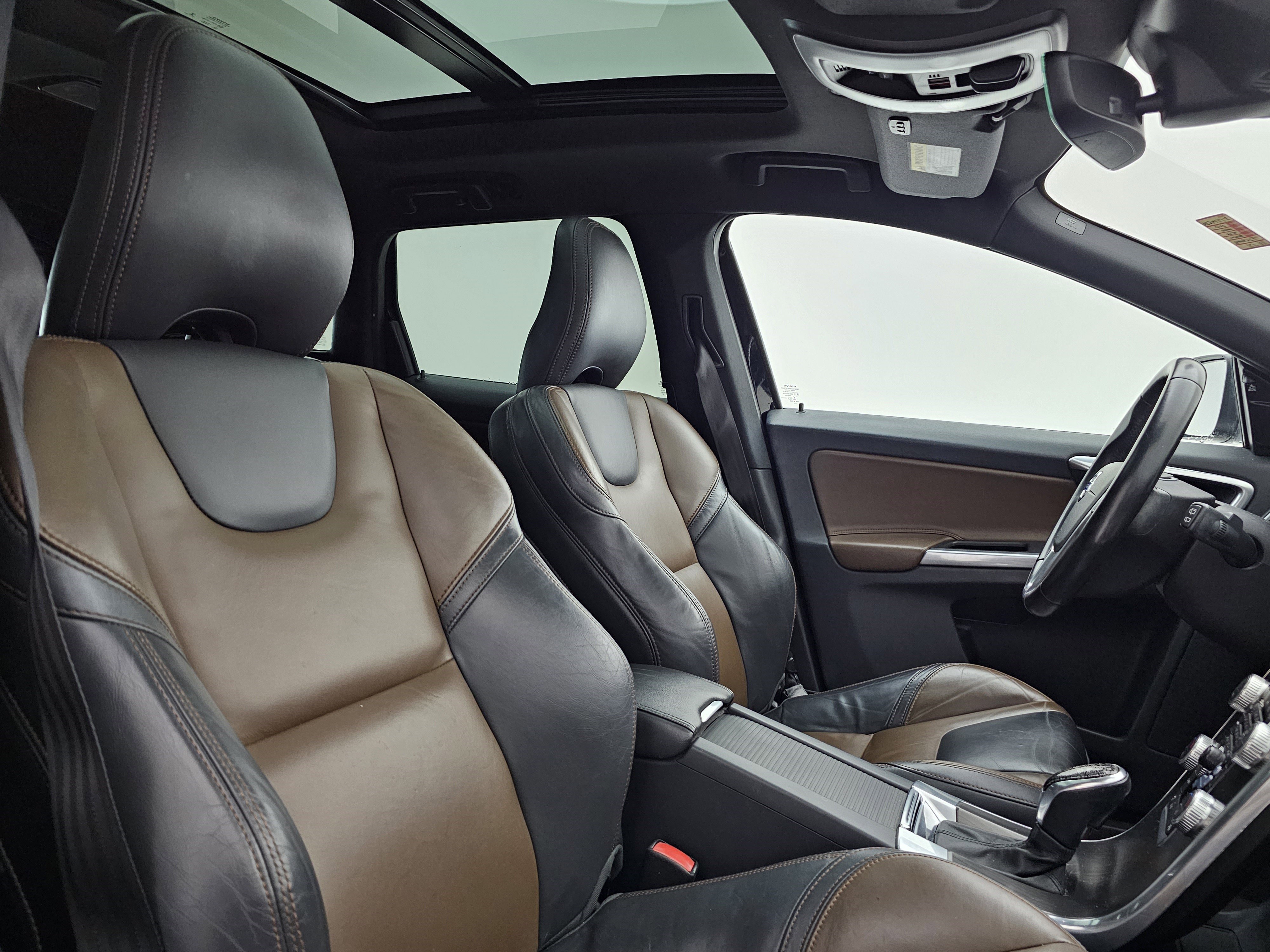 Used 2015 Volvo XC60 T5 image 15