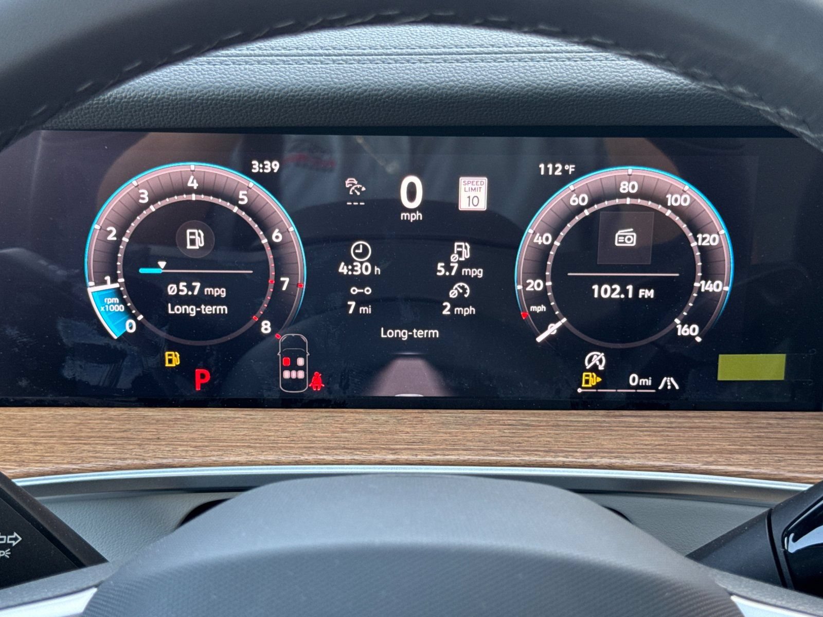 New 2026 Volkswagen Tiguan SEL R-Line AWD/4WD image 25