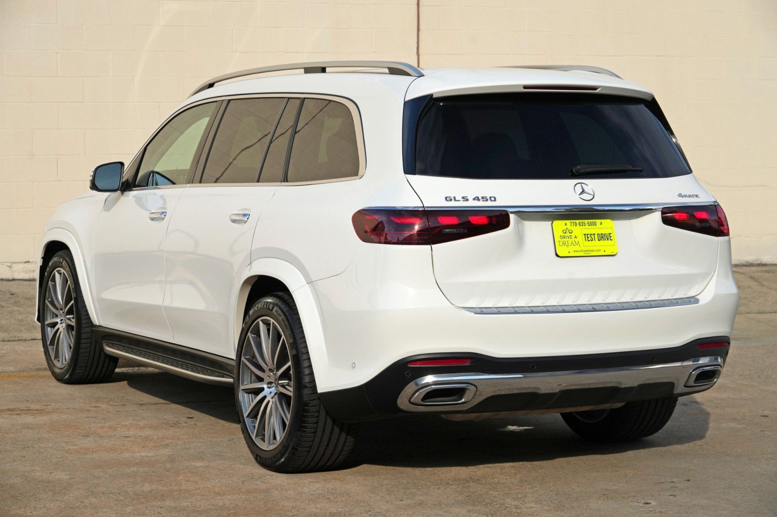 Used 2024 Mercedes-Benz GLS 450 4MATIC w/ AMG Line Exterior image 60