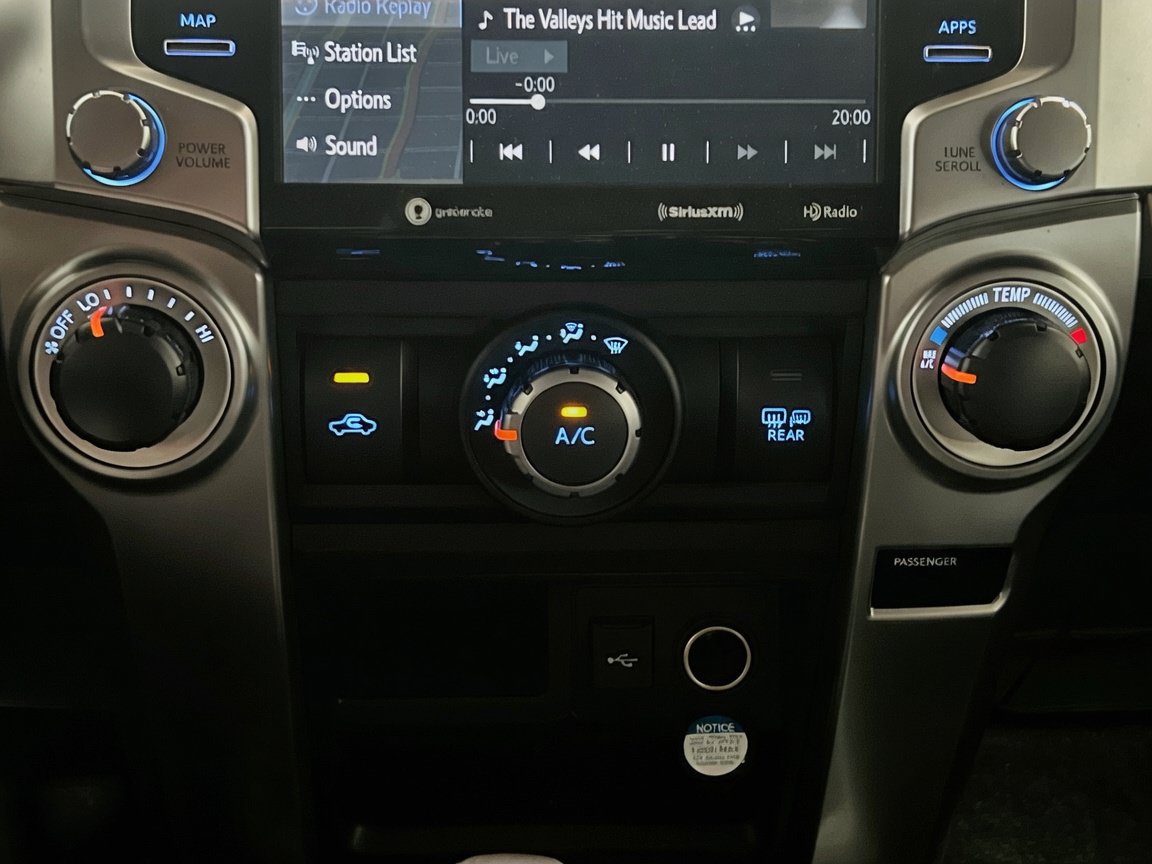 Used 2021 Toyota 4Runner Trail Special Edition AWD/4WD image 12