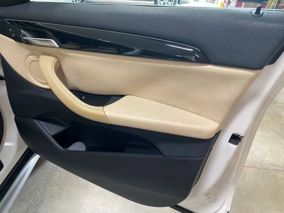 Used 2018 BMW X1 xDrive28i AWD/4WD image 37