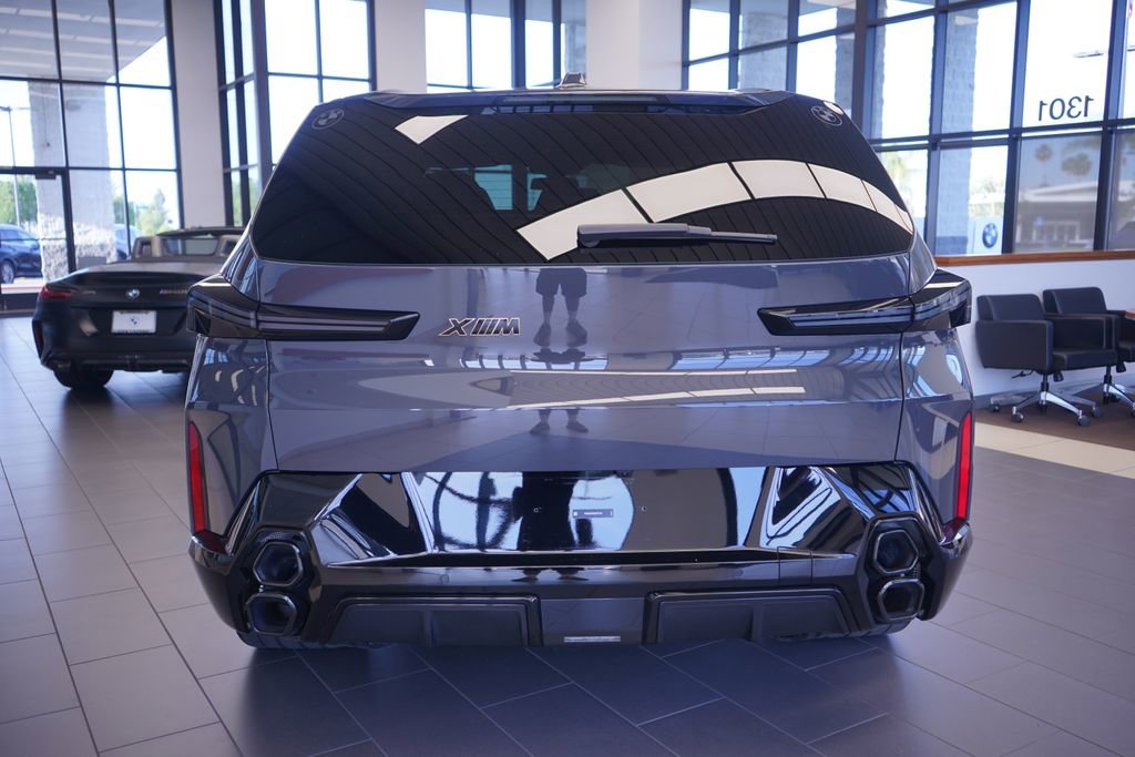 Used 2025 BMW XM AWD/4WD image 5
