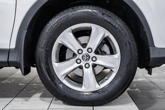 Used 2015 Toyota RAV4 XLE image 16