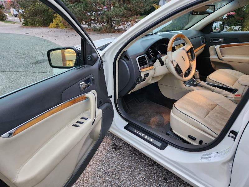 Used 2012 Lincoln MKZ AWD image 24