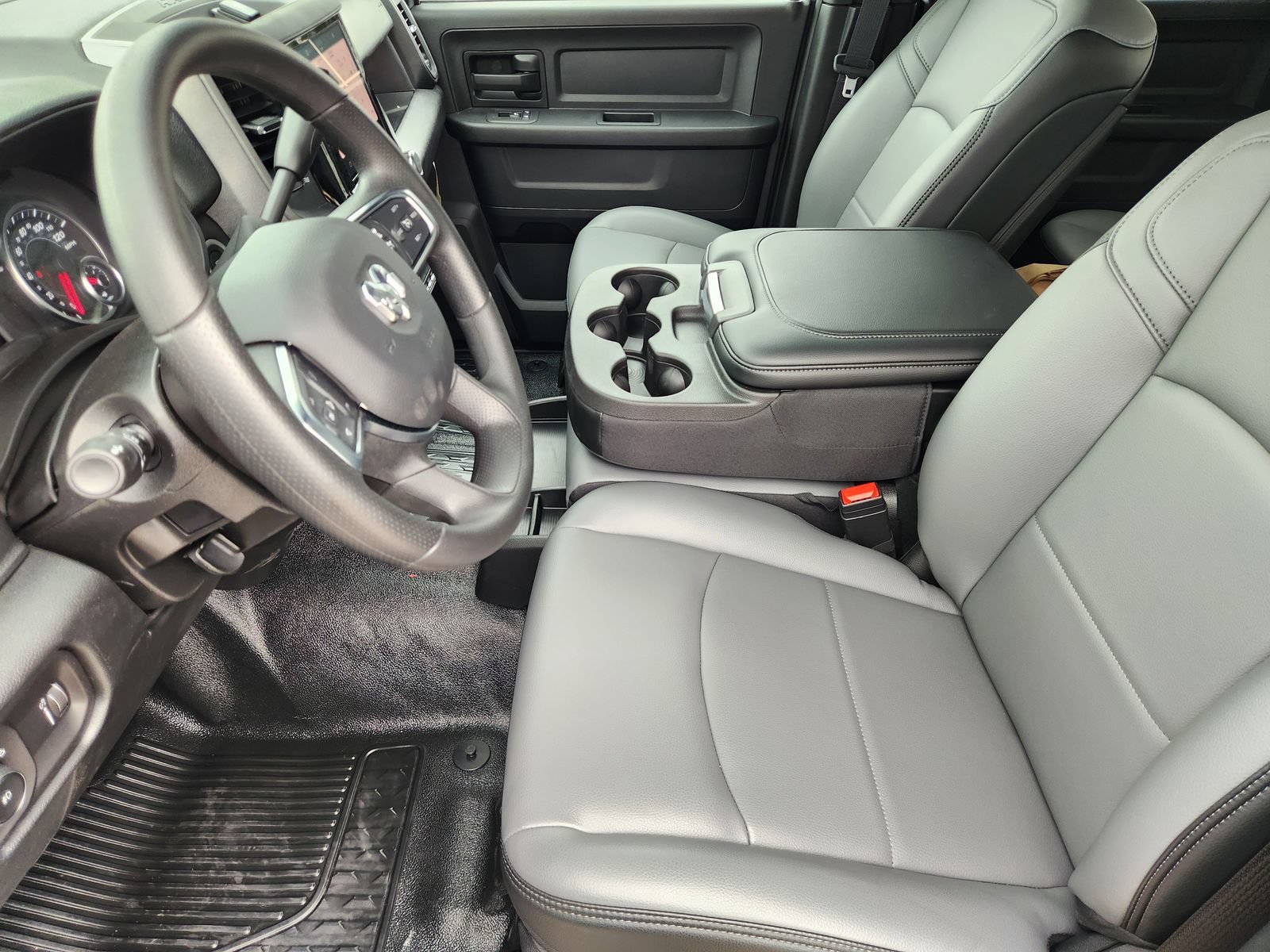 New 2026 RAM 5500 Tradesman AWD/4WD image 12