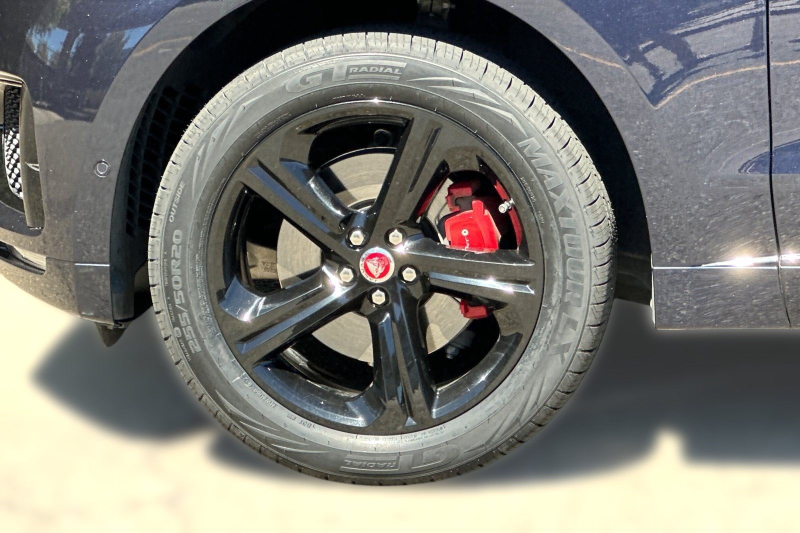 Used 2017 Jaguar F-PACE S AWD/4WD image 13