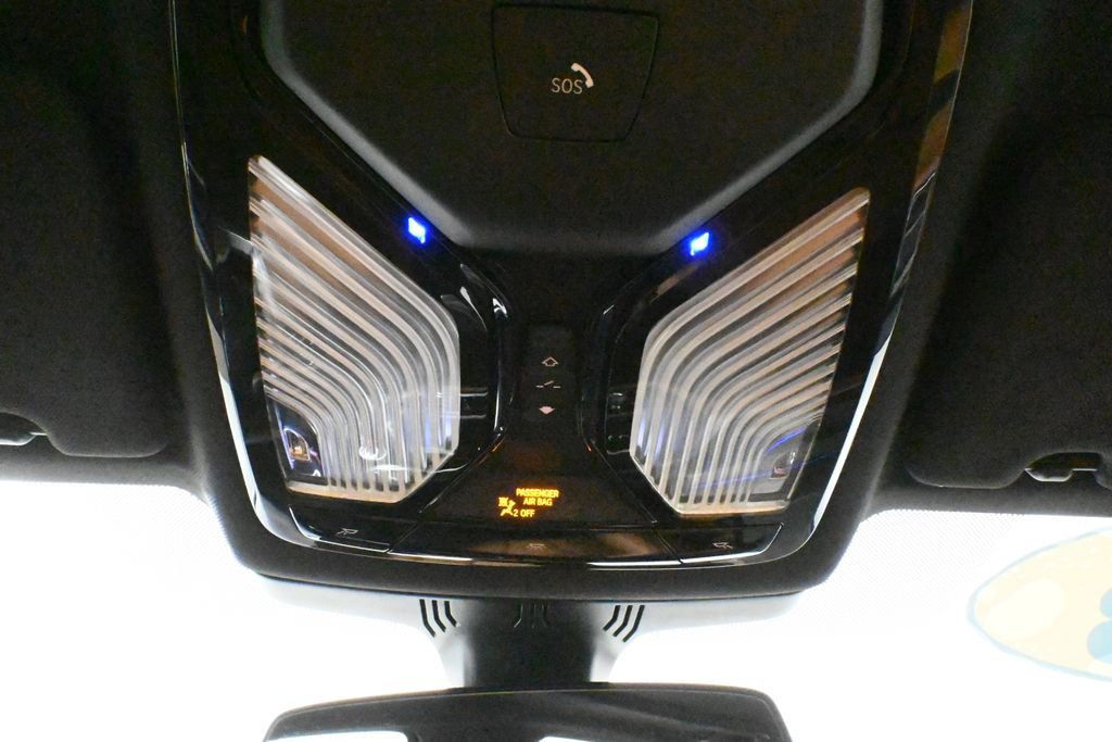 Certified 2022 BMW 530i xDrive w/ Convenience Package image 20