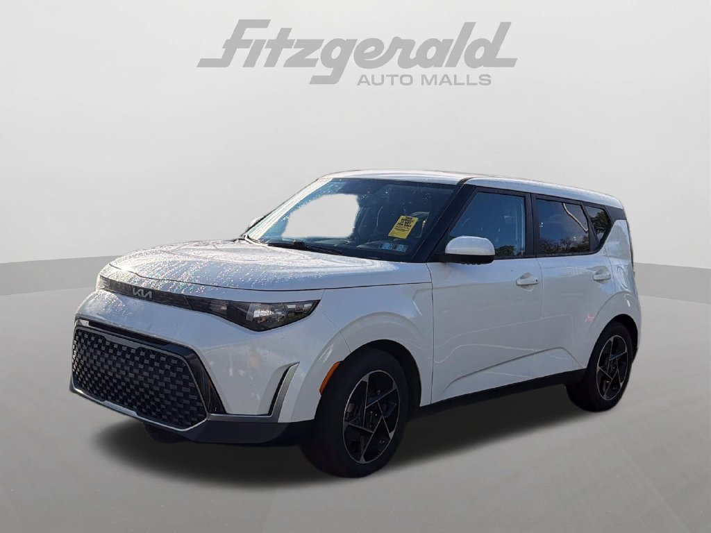 Used 2024 Kia Soul EX FWD image 3