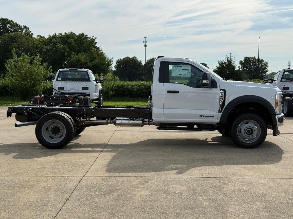 New 2026 Ford F450 XL w/ XL Chrome Package AWD/4WD image 4