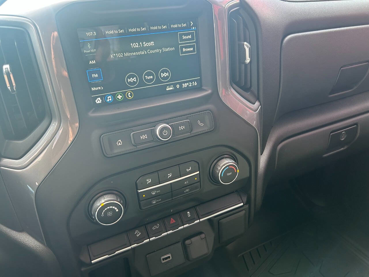 Used 2019 Chevrolet Silverado 1500 Custom Trail Boss w/ Custom Convenience Package image 7