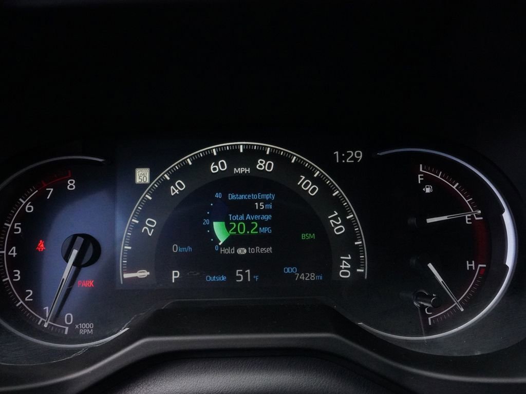 Used 2025 Toyota RAV4 XLE image 31