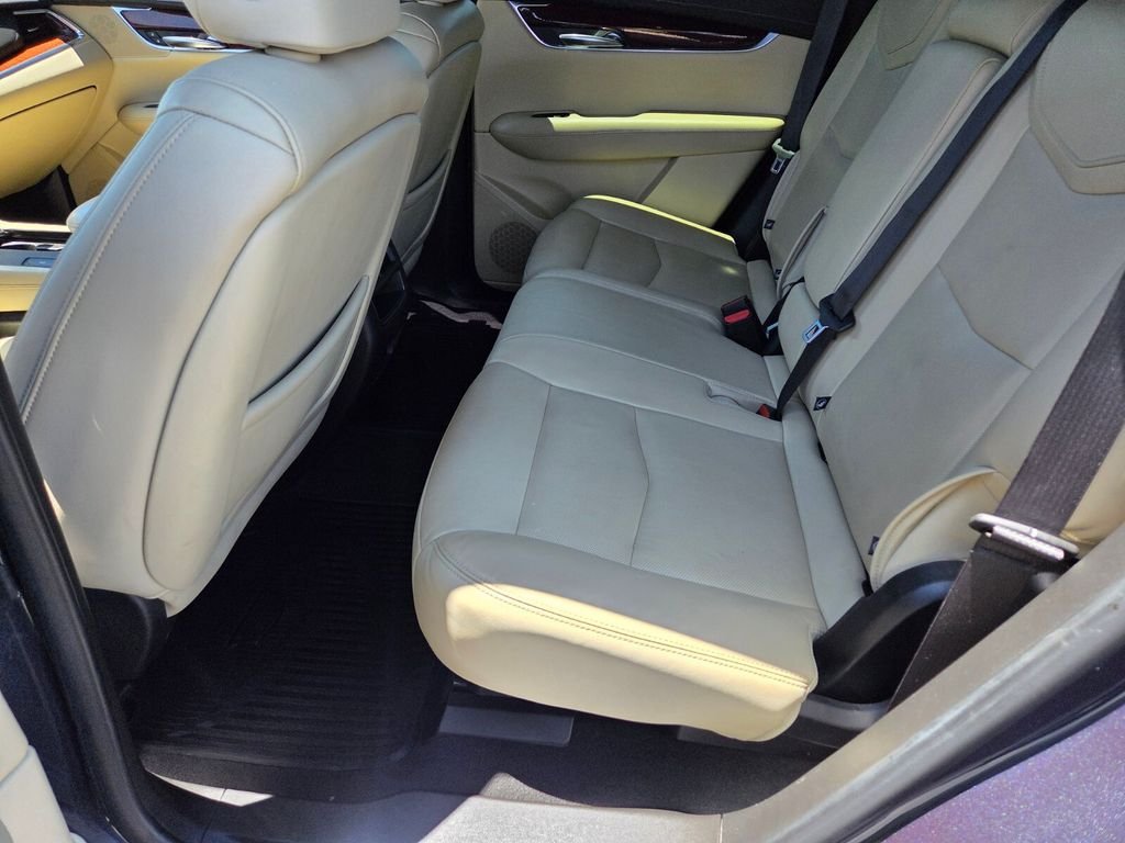 Used 2019 Cadillac XT5 Luxury FWD image 15