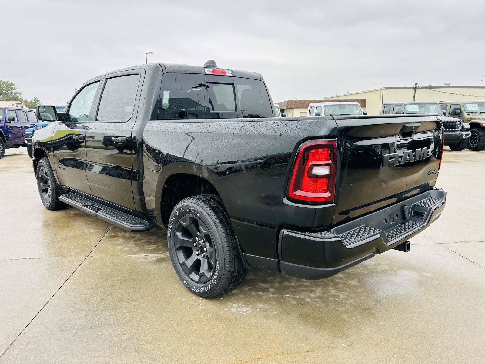 New 2027 RAM 1500 Express AWD/4WD image 35