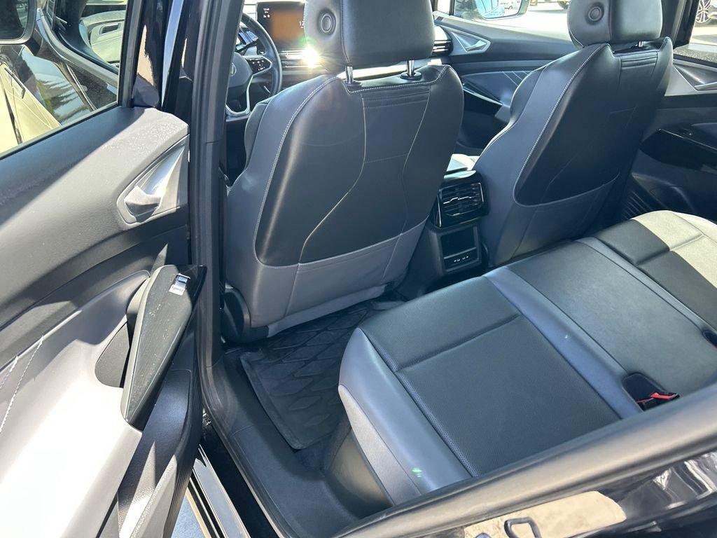 Used 2023 Volkswagen ID.4 S RWD image 11