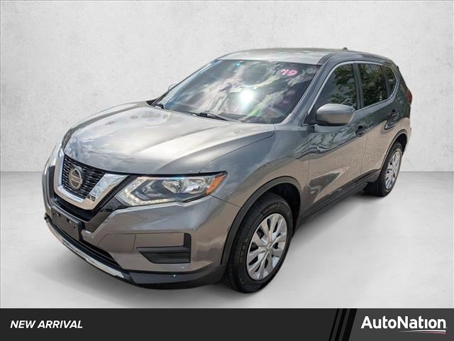 Used 2019 Nissan Rogue S image 1