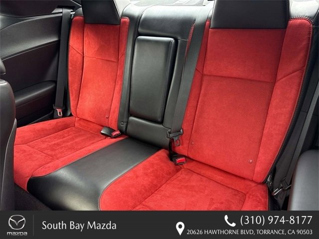 Used 2016 Dodge Challenger R/T Scat Pack w/ Leather Interior Group image 17