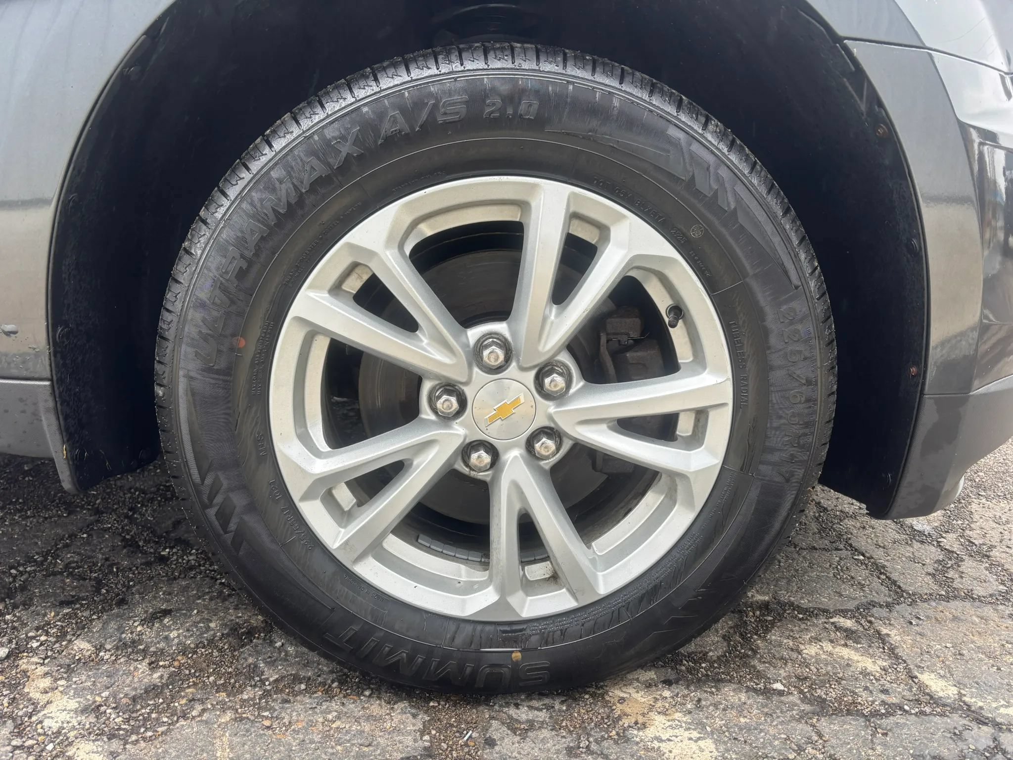 Used 2017 Chevrolet Equinox LS AWD/4WD image 10