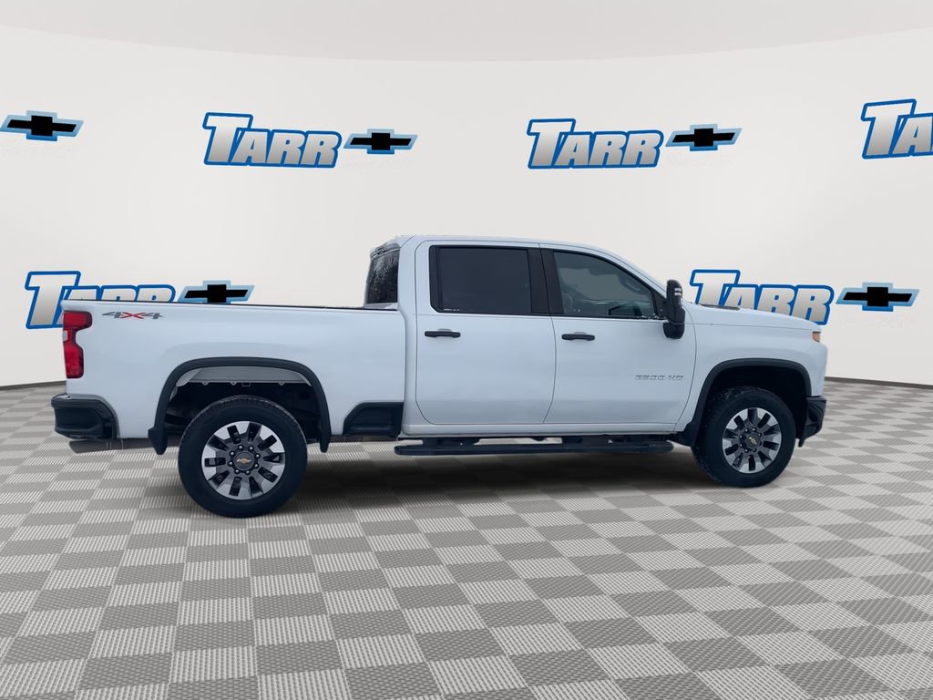Used 2022 Chevrolet Silverado 2500 Custom w/ Custom Value Package image 9