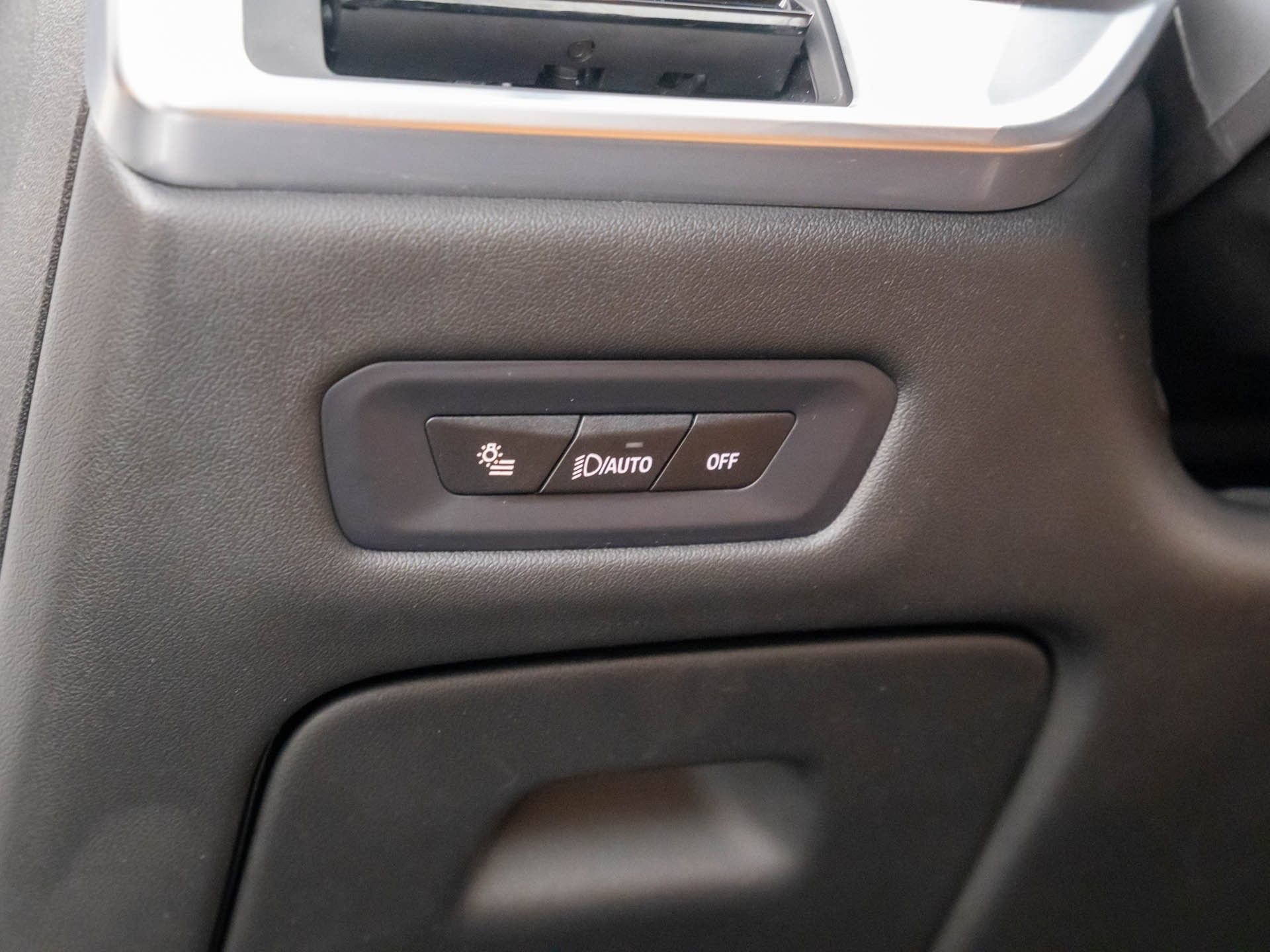 Used 2024 BMW X5 xDrive40i w/ M Sport Package image 19