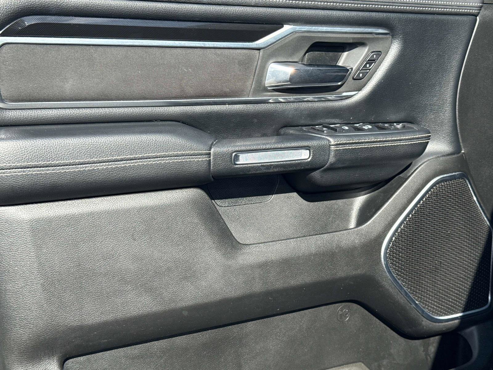 Used 2019 RAM 1500 Laramie image 18