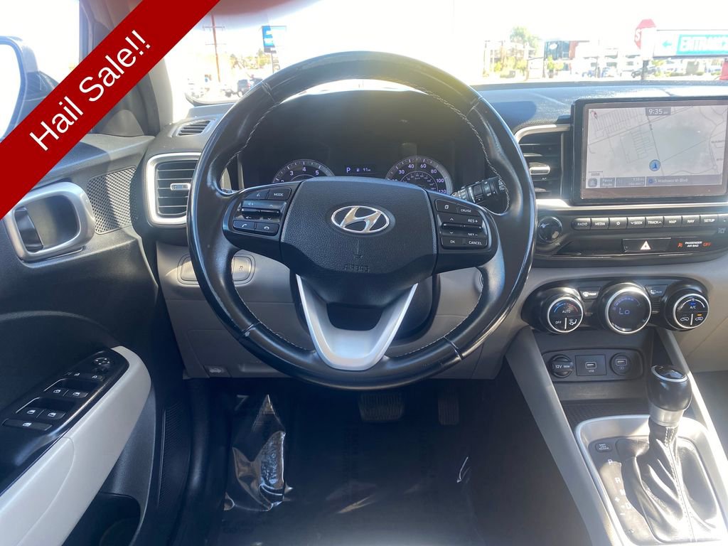 Used 2021 Hyundai Venue SEL w/ Premium Package FWD image 13