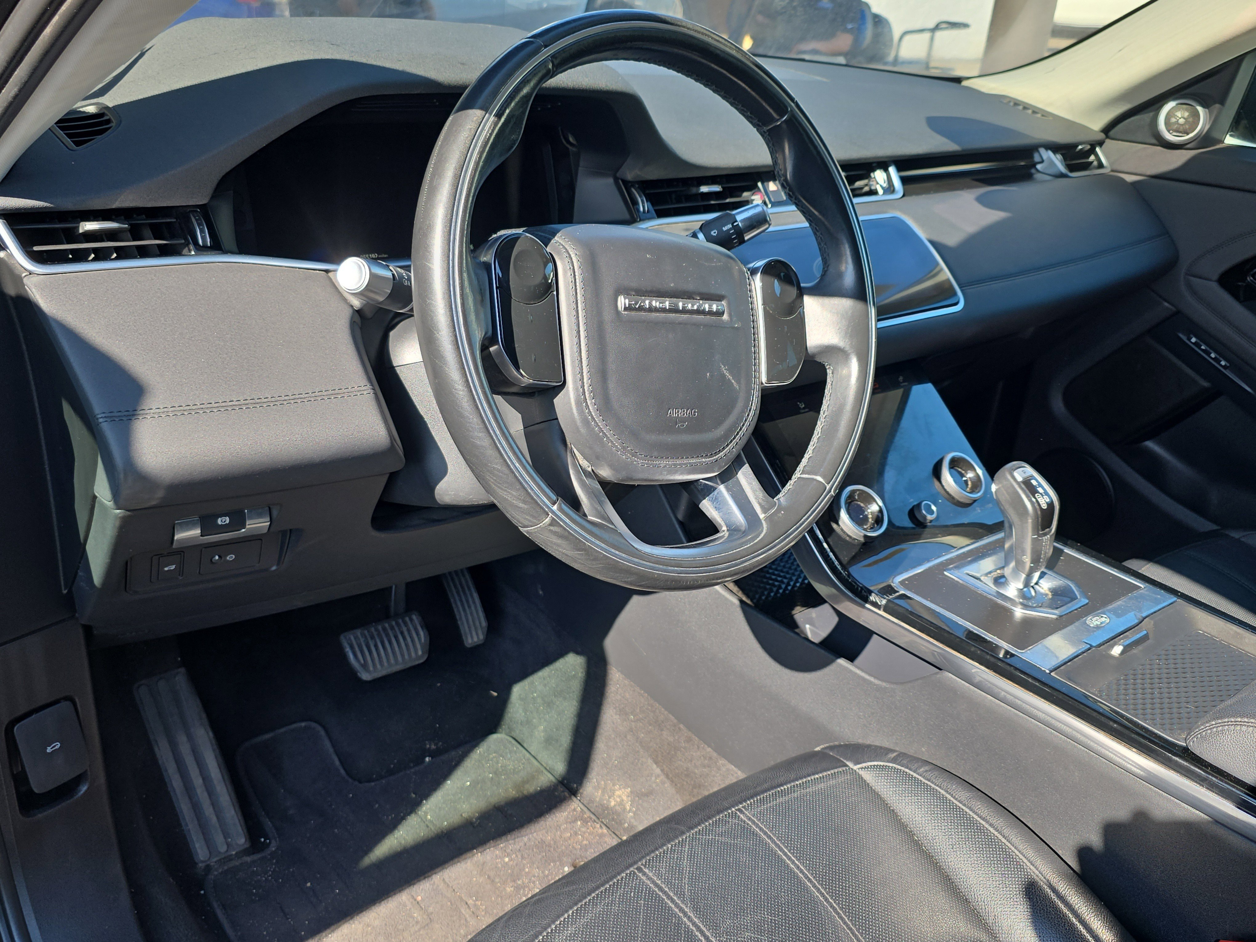 Used 2020 Land Rover Range Rover Evoque S image 16