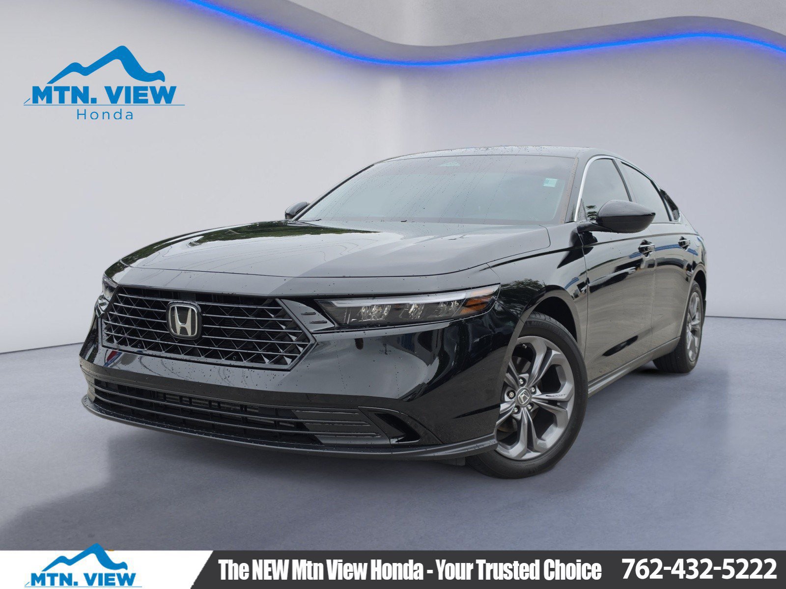 Used 2024 Honda Accord EX image 1