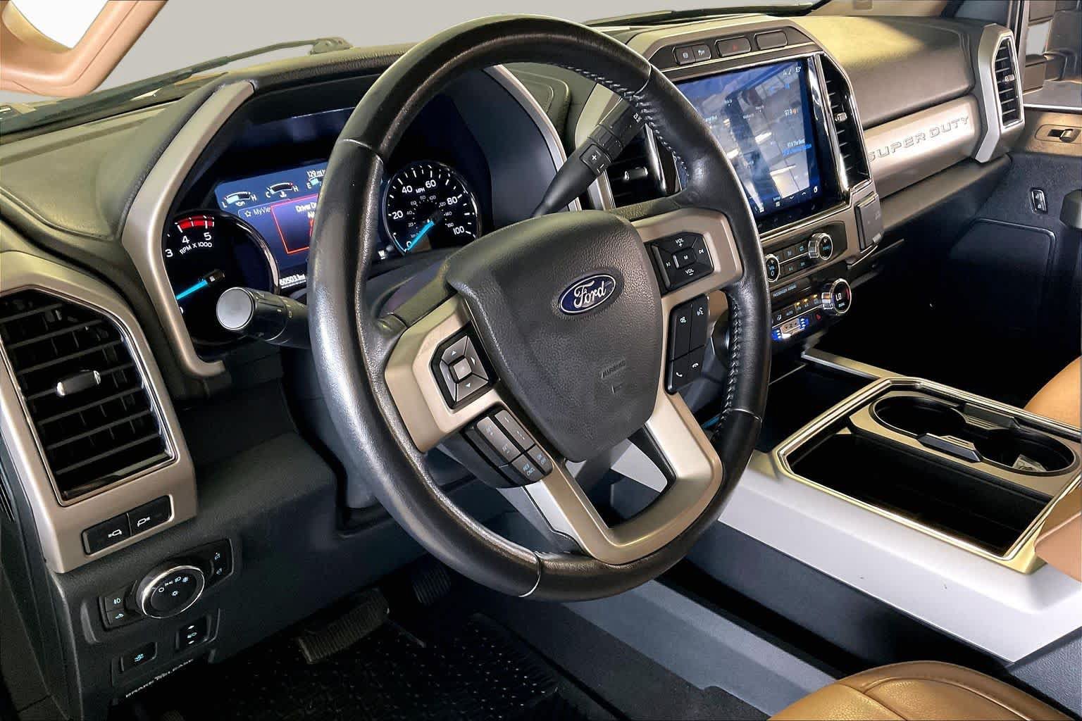 Used 2022 Ford F250 Lariat w/ Lariat Ultimate Package AWD/4WD image 15