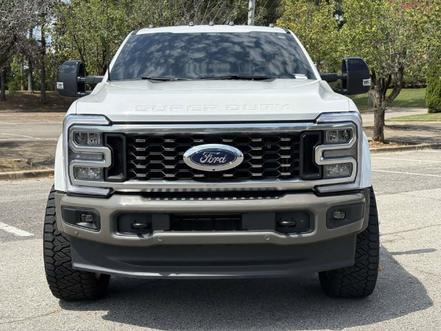 Used 2026 Ford F450 King Ranch w/ FX4 Off-Road Package AWD/4WD image 2