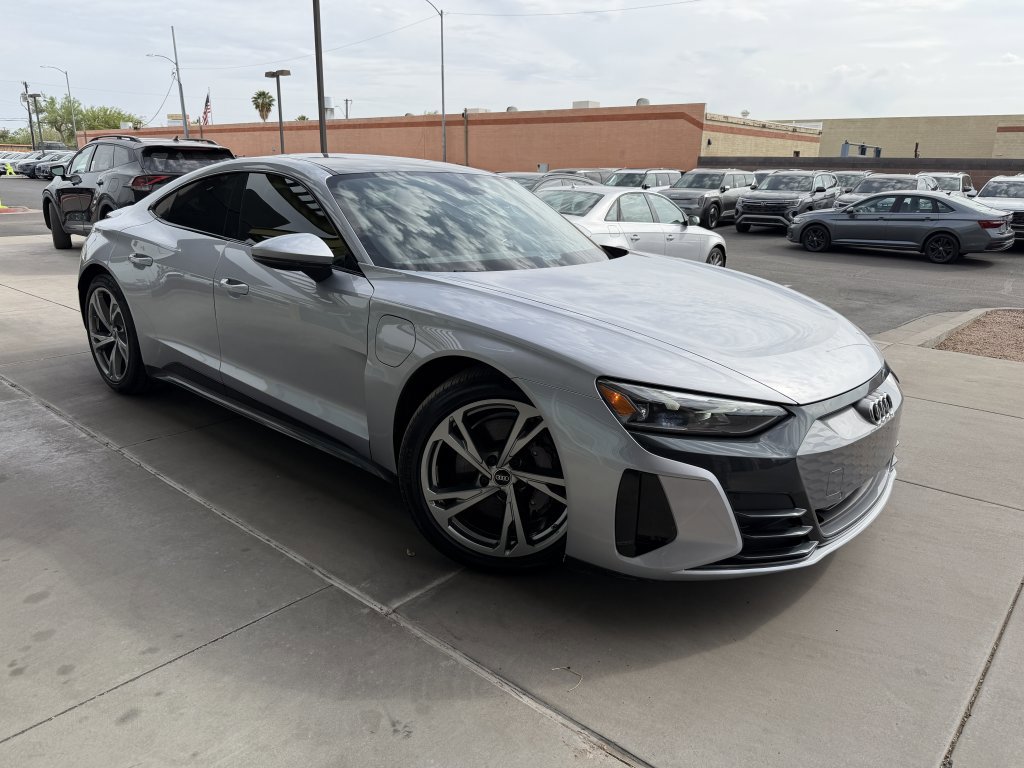 Used 2022 Audi e-tron GT Premium Plus AWD/4WD image 6