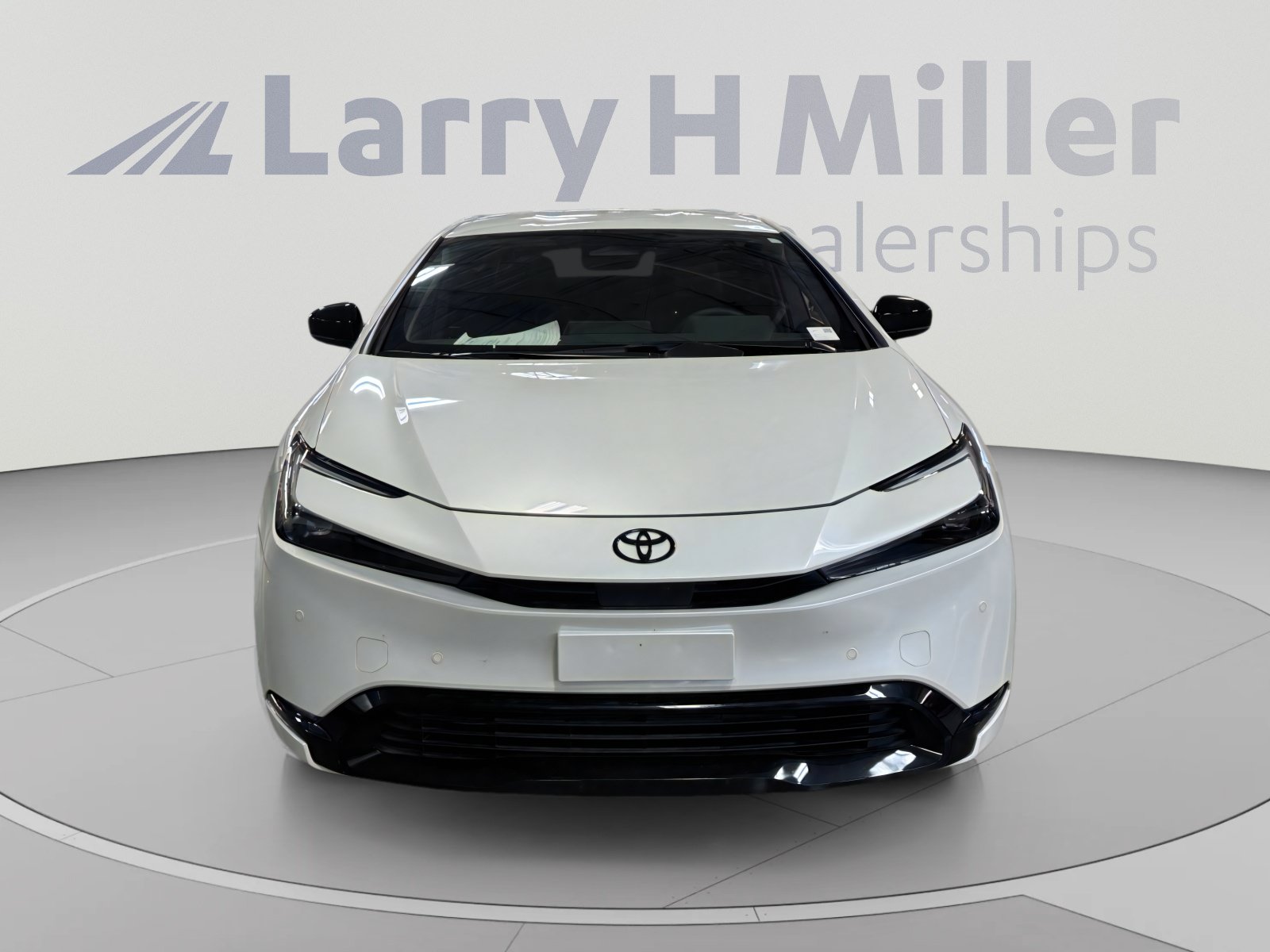 Certified 2026 Toyota Prius Plug-In Hybrid FWD image 8