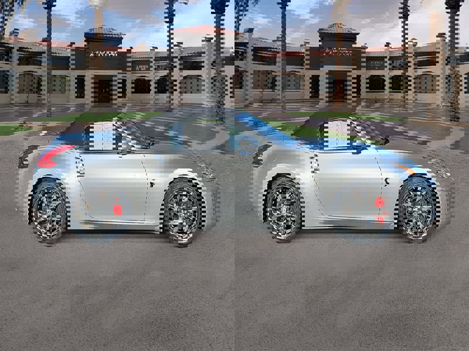 Used 2013 Nissan 370Z Touring w/ Sport Pkg image 9