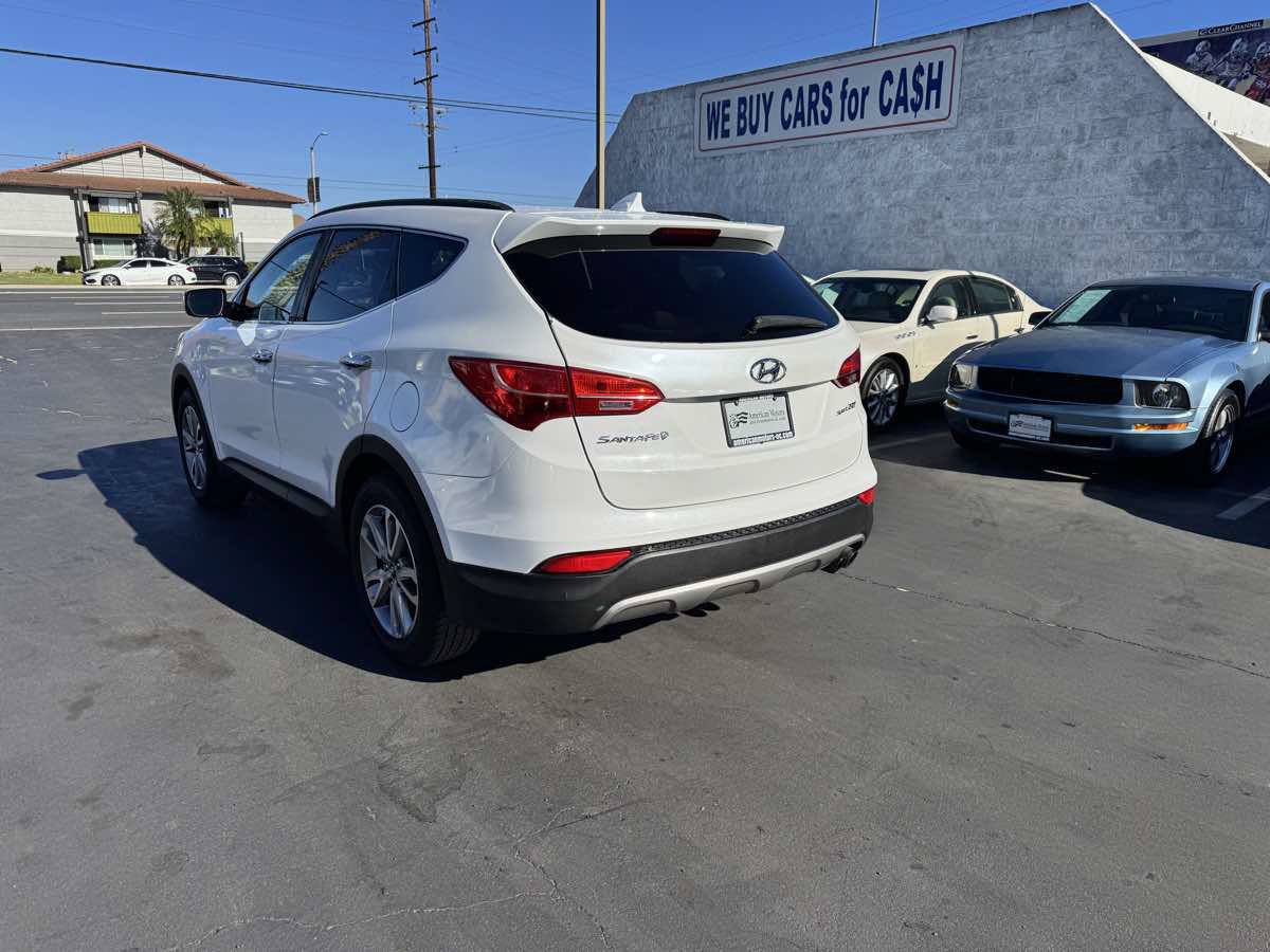 Used 2014 Hyundai Santa Fe Sport 2.0T FWD image 2