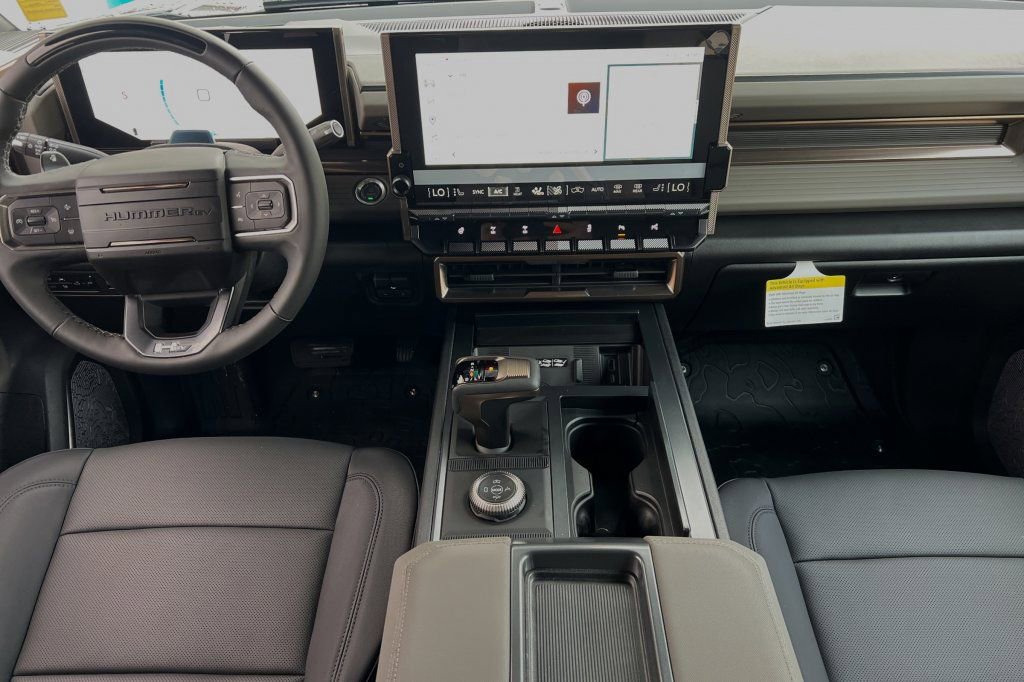 New 2025 GMC Hummer EV 2X w/ Extreme Off-Road Package image 10