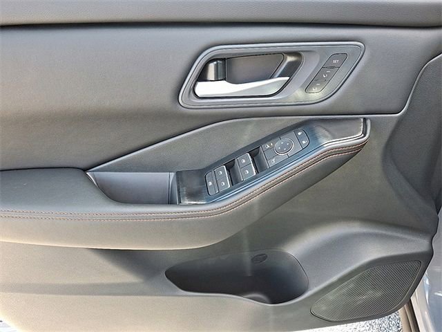 New 2026 Nissan Rogue SV w/ Rock Creek Premium Package image 30