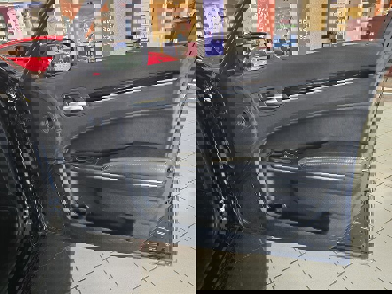 Used 2018 Chrysler 300 S image 12