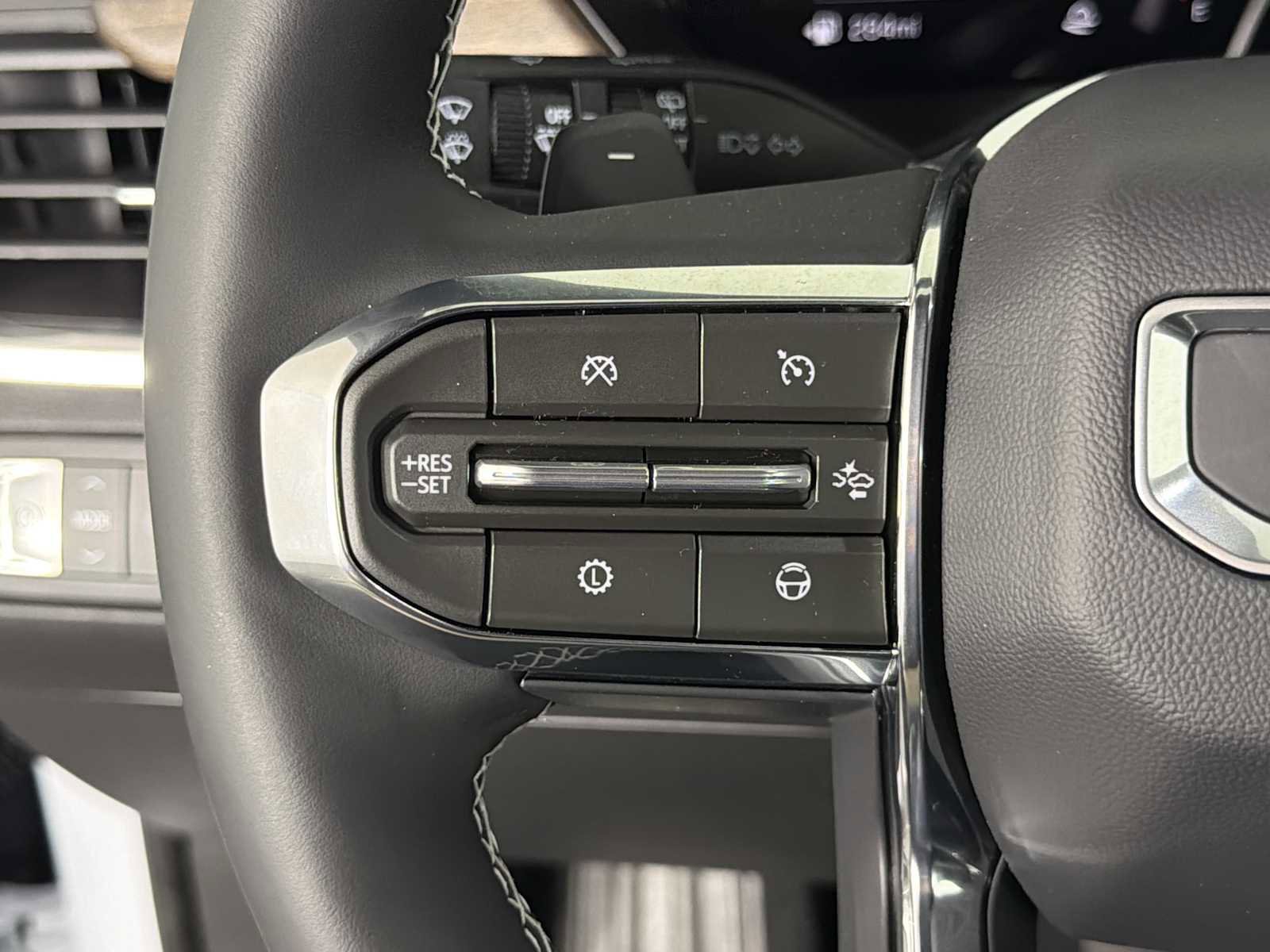 New 2026 GMC Acadia Denali Ultimate FWD image 27