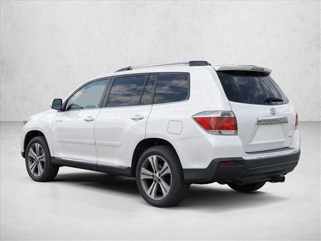 Used 2013 Toyota Highlander Limited AWD/4WD image 25