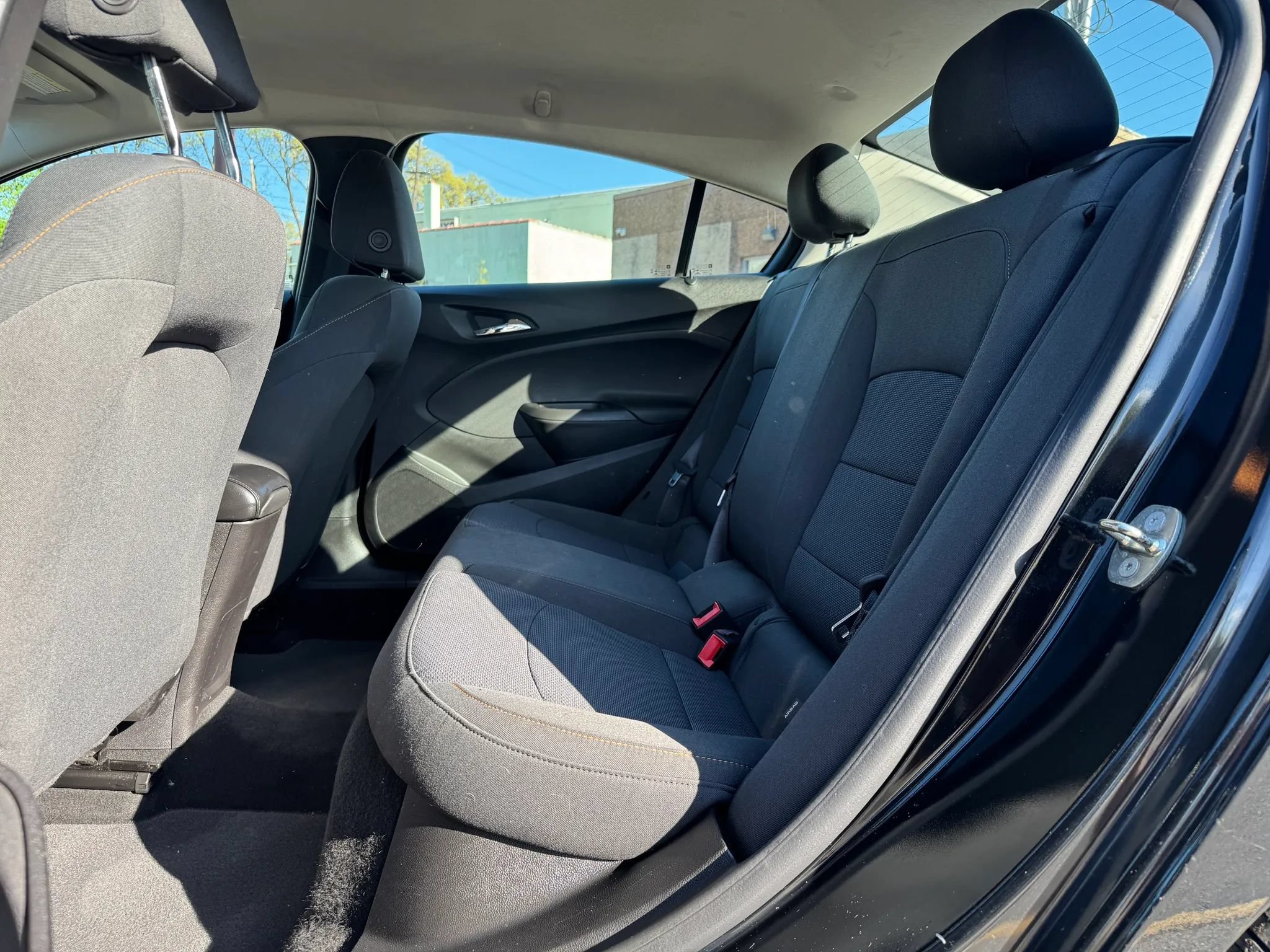 Used 2018 Chevrolet Cruze LS FWD image 16
