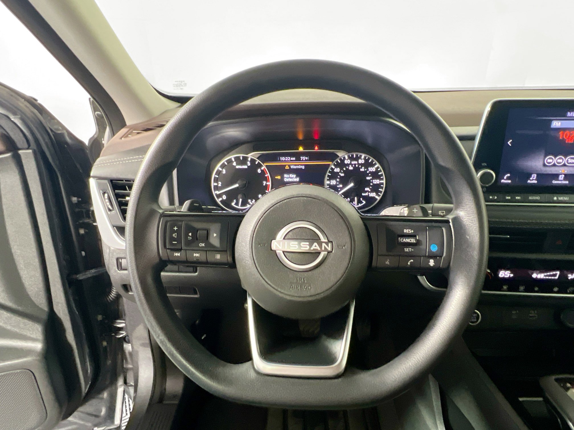 Used 2023 Nissan Rogue SV FWD image 17