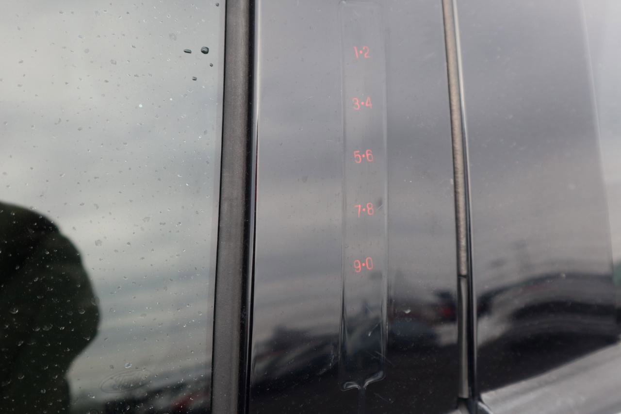 Used 2017 Ford Explorer XLT image 24