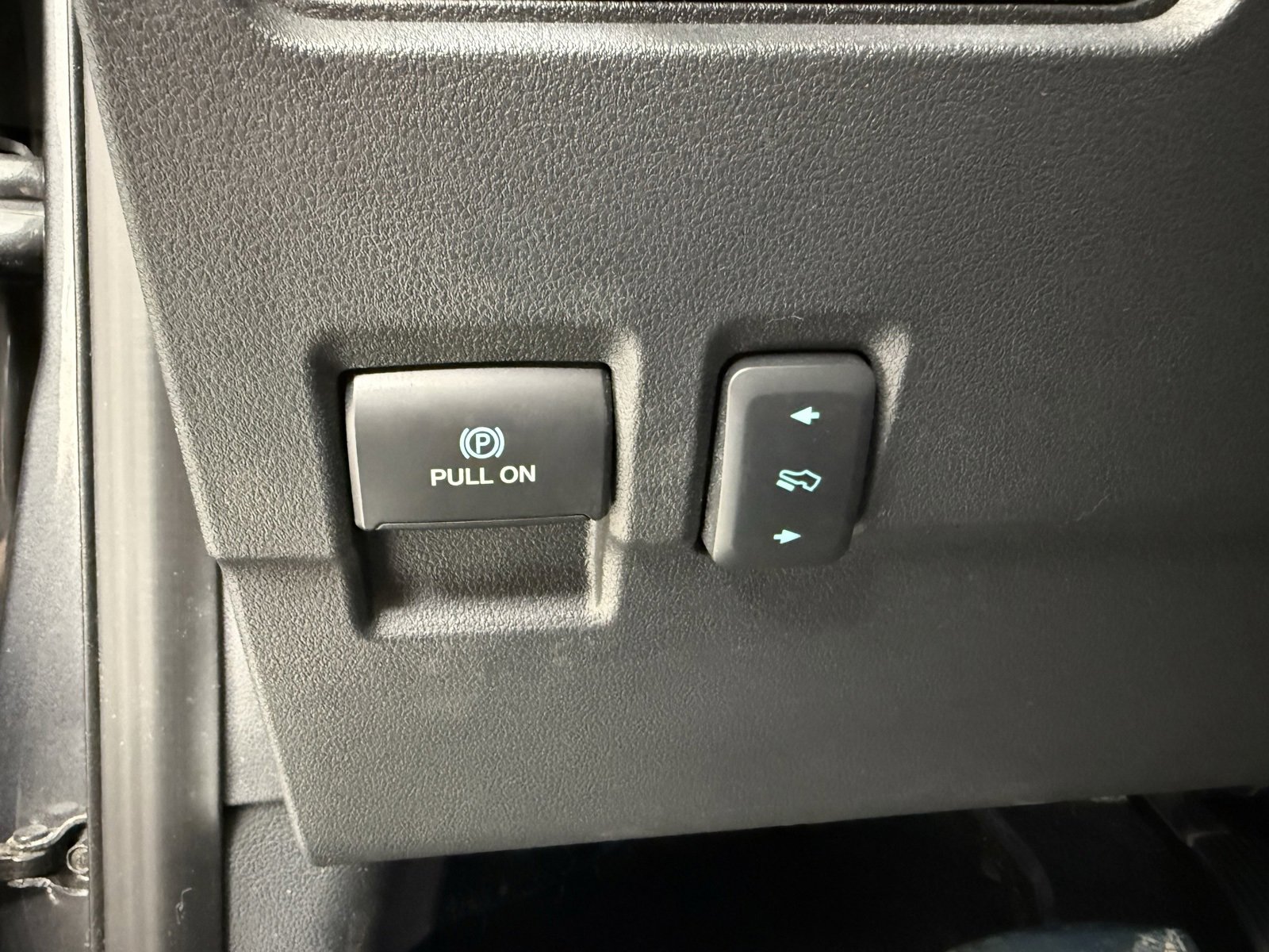 Used 2023 Ford F250 Lariat w/ Lariat Ultimate Package image 17