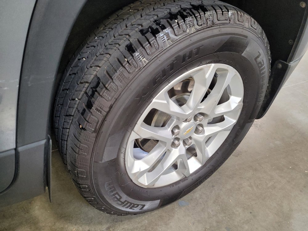 Used 2018 Chevrolet Traverse LS w/ LPO, Floor Liner Package AWD/4WD image 31