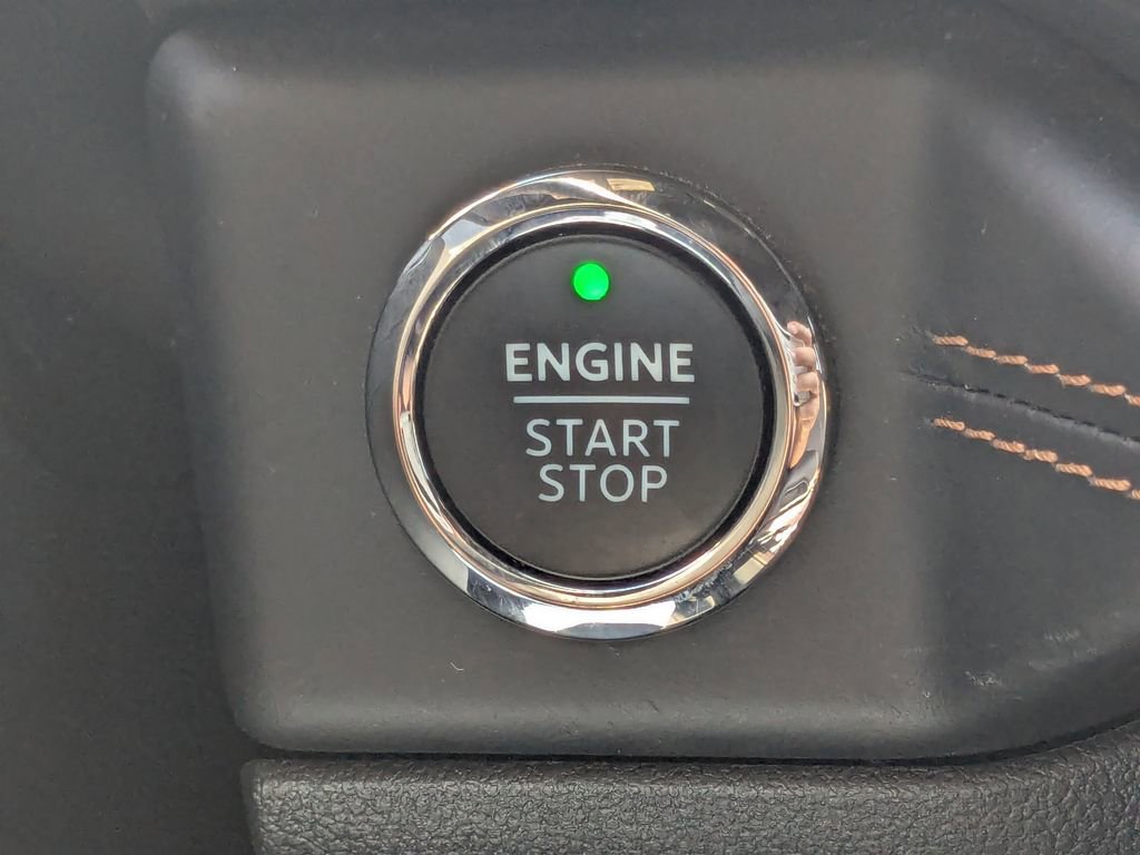 Used 2023 Ford Expedition Platinum image 17