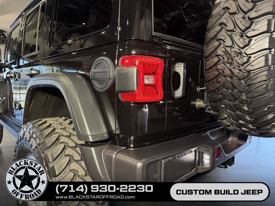 Used 2025 Jeep Wrangler Unlimited Rubicon 4xe w/ Safety Group AWD/4WD image 14